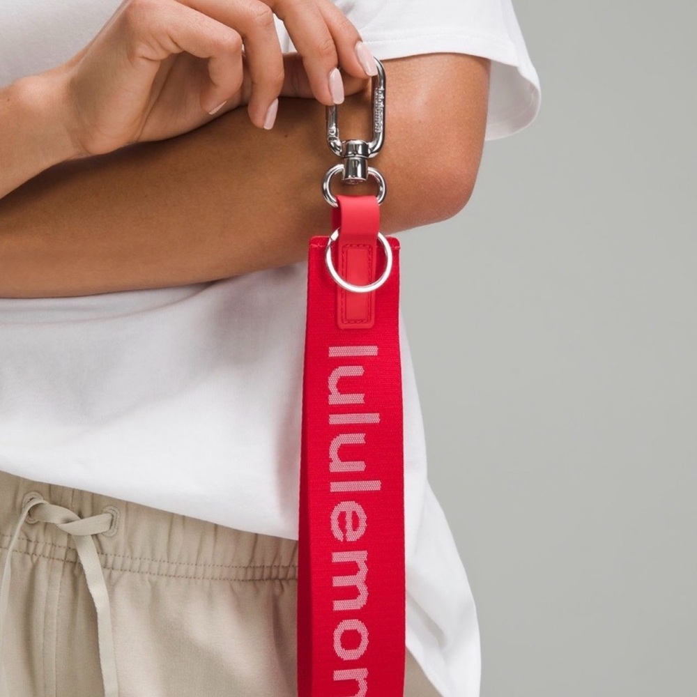 Lululemon Never Lost Keychain - Lululemon Red